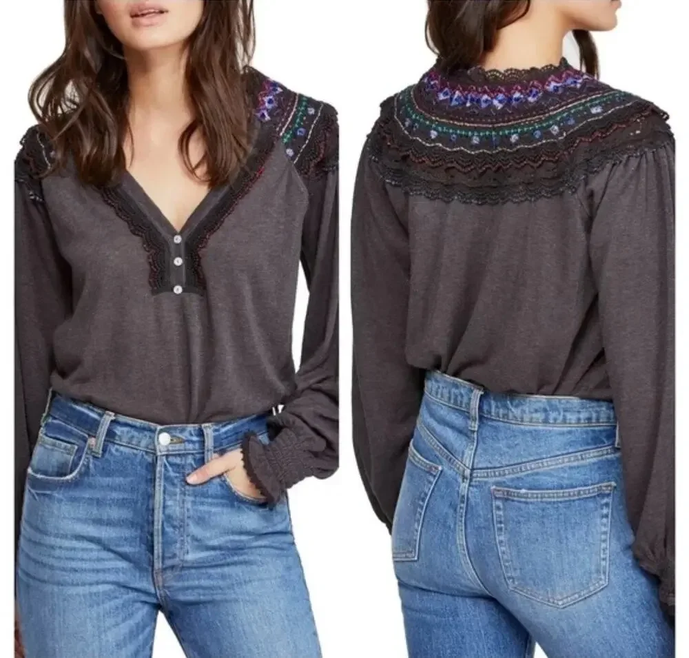Free People NEW Women's Black V-Neck Embroidered Siesta Fiesta Top Sz XS Boho